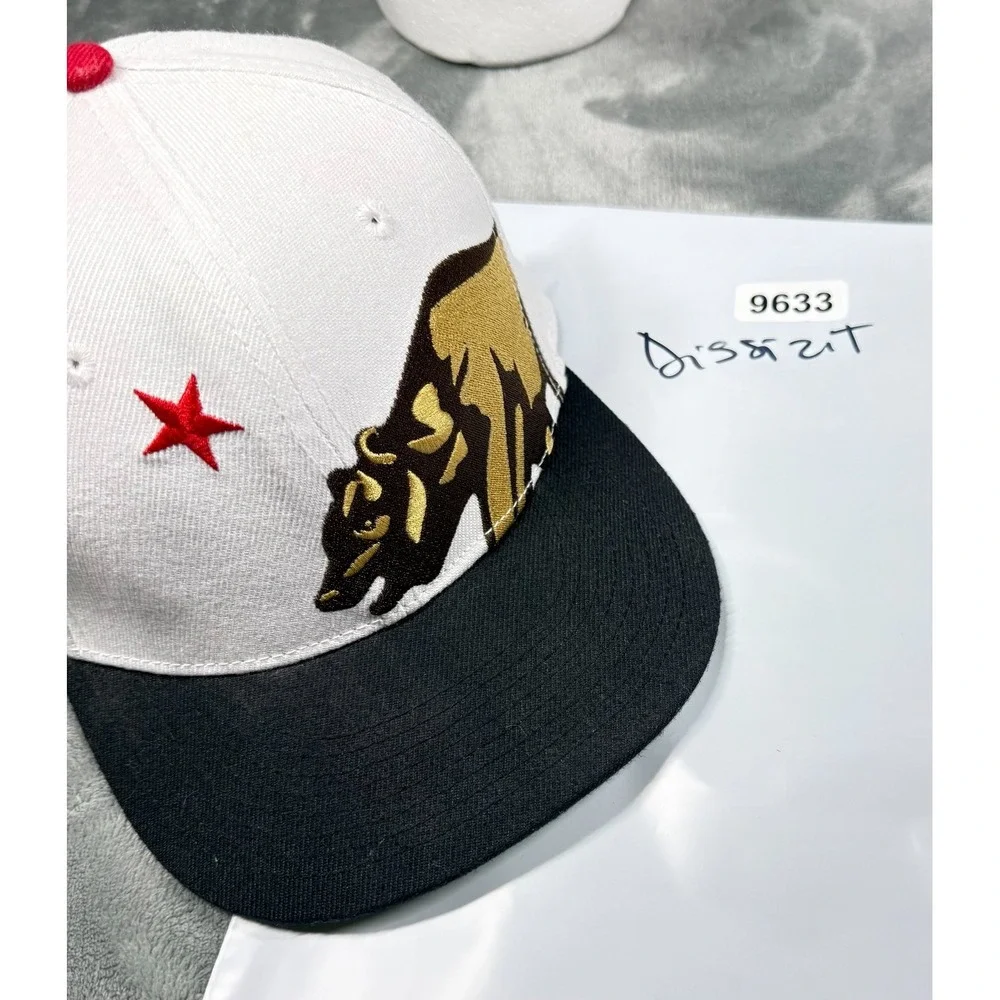 Dissizit California Bear Snapback Hat Mens White Black Red Star